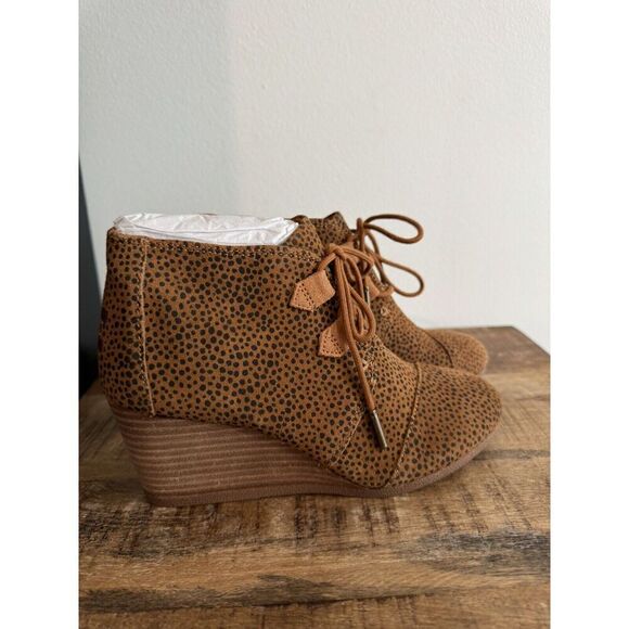Toms Kala Desert Wedge Bootie Suede Leopard Cheetah Shoes Women's Size 6.5 Boots - Picture 2 of 8